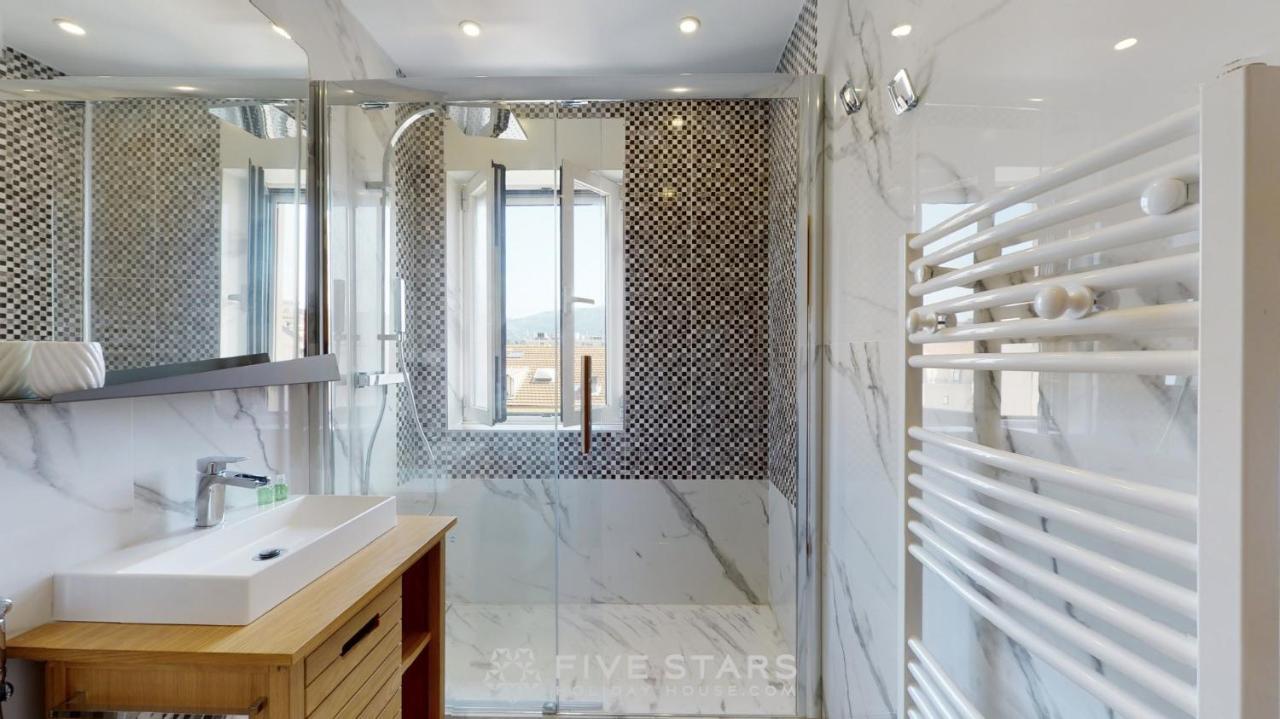 Zhara Five Stars Holiday House - Generale * Nizza